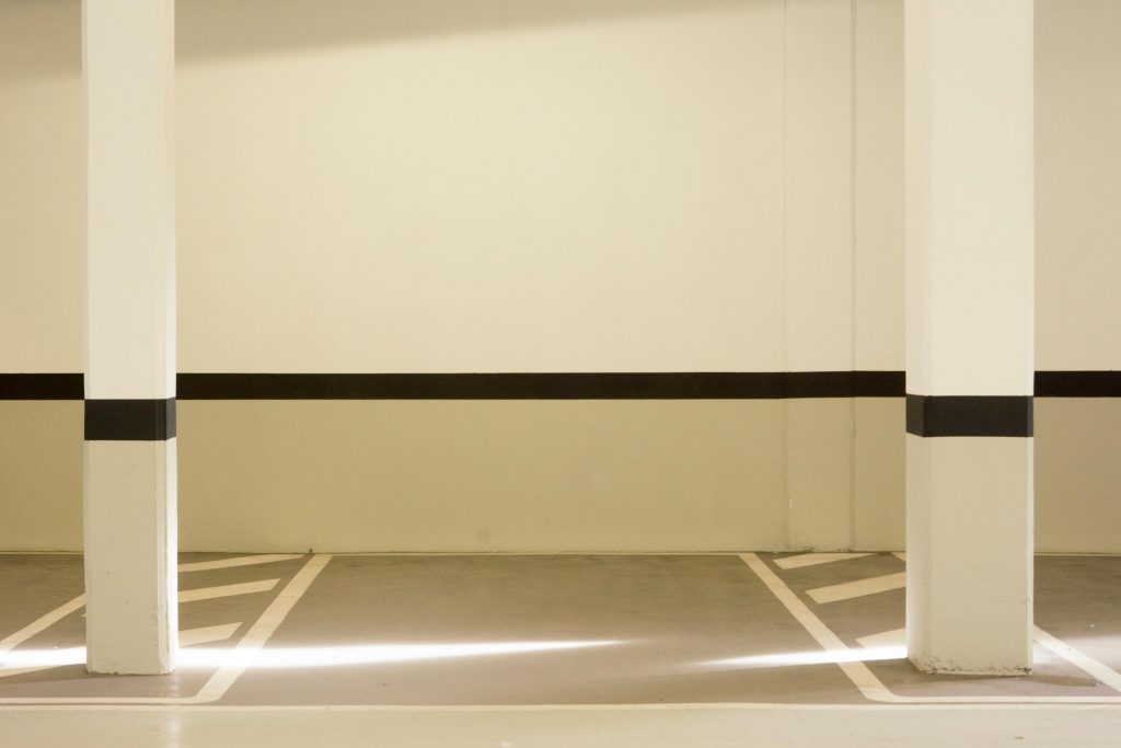 Installations de bornes de recharge pour les syndics et copropriétés que dit la loi